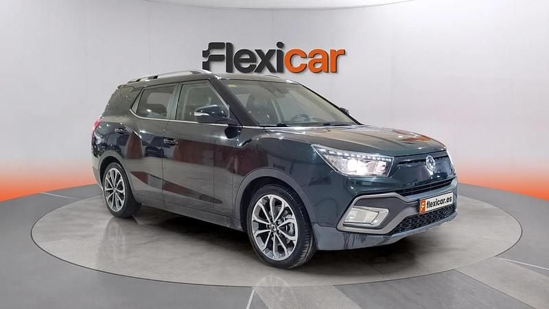 Usado Ssangyong (KGM) XLV Limited 116 CV (85 kW) 2017 Verde SUV
