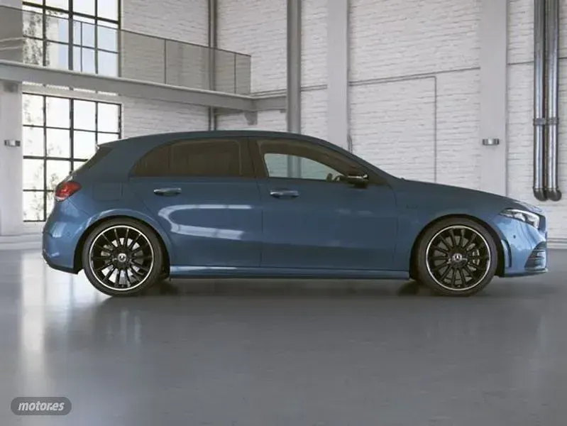 Usado Mercedes A250 217 CV (159 kW) 2021 Azul Berlina