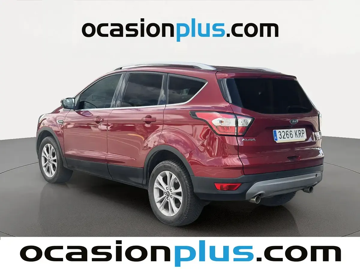 Usado Ford Kuga Titanium 150 CV (110 kW) 2018 Rojo SUV