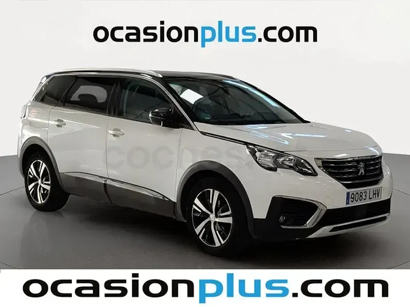 Usado Peugeot 5008 Allure 130 CV (95 kW) 2020 Blanco SUV