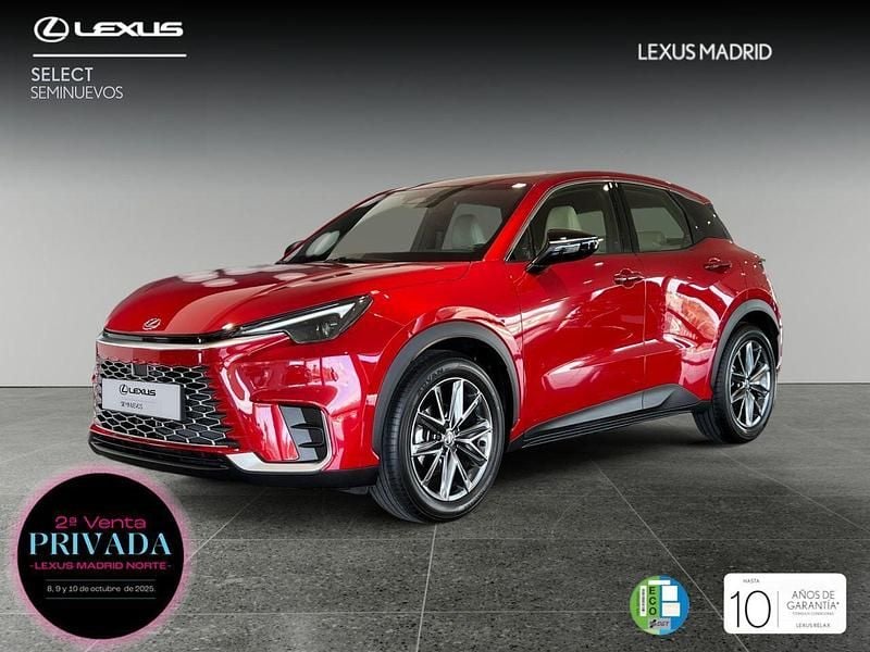 Rojo Usado 2025 Lexus LBX SUV | 34.990 € (Precio justo) - Imagen 1/4