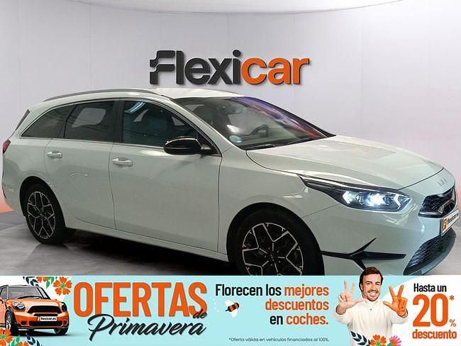Usado Kia Ceed Style 100 CV (73 kW) 2025 Blanco Utilitario