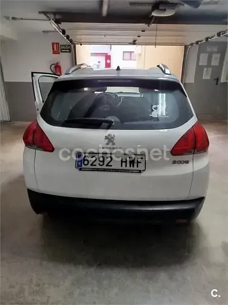 Usado Peugeot 2008 Active 82 CV (60 kW) 2014 Blanco SUV
