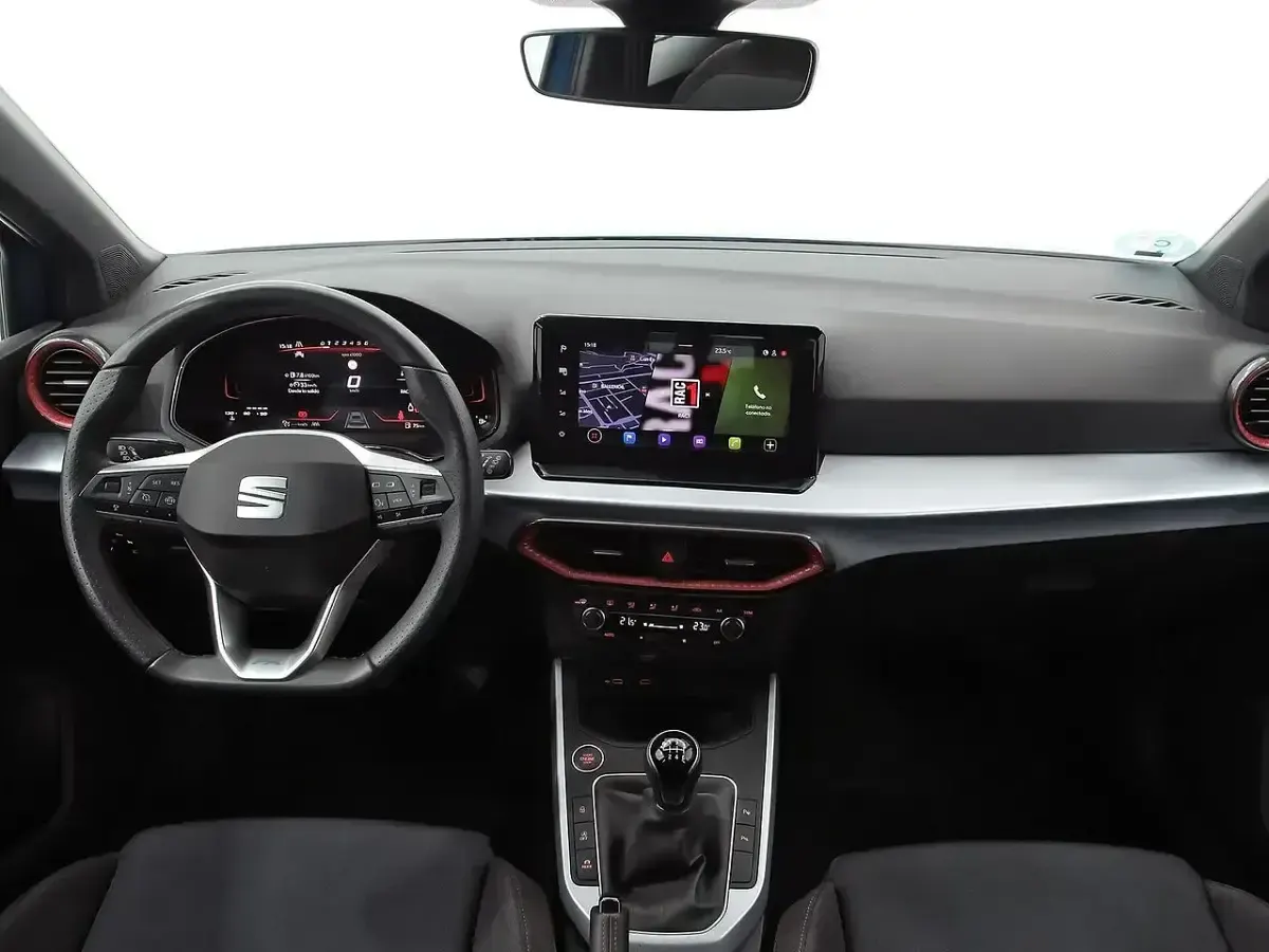 Usado Seat Arona FR 115 CV (84 kW) 2024 Azul SUV