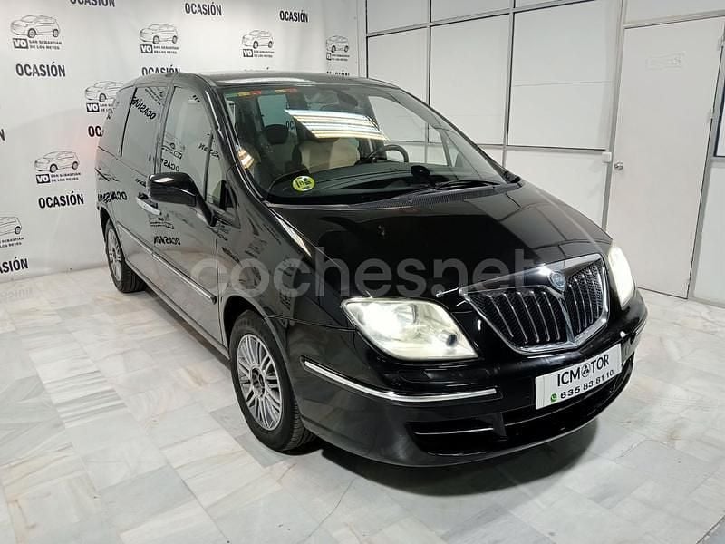 Negro Usado 2008 Lancia Phedra Monovolumen | 4000 € - Imagen 1/4