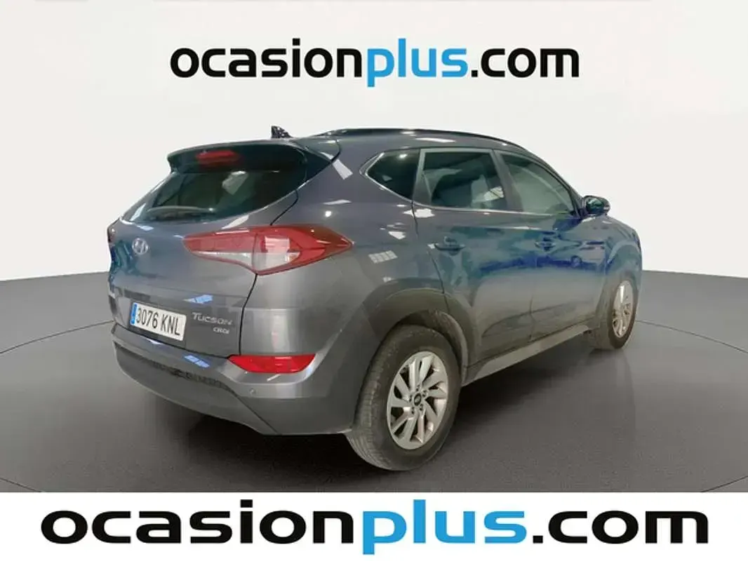 Usado Hyundai Tucson 141 CV (103 kW) 2018 Gris SUV