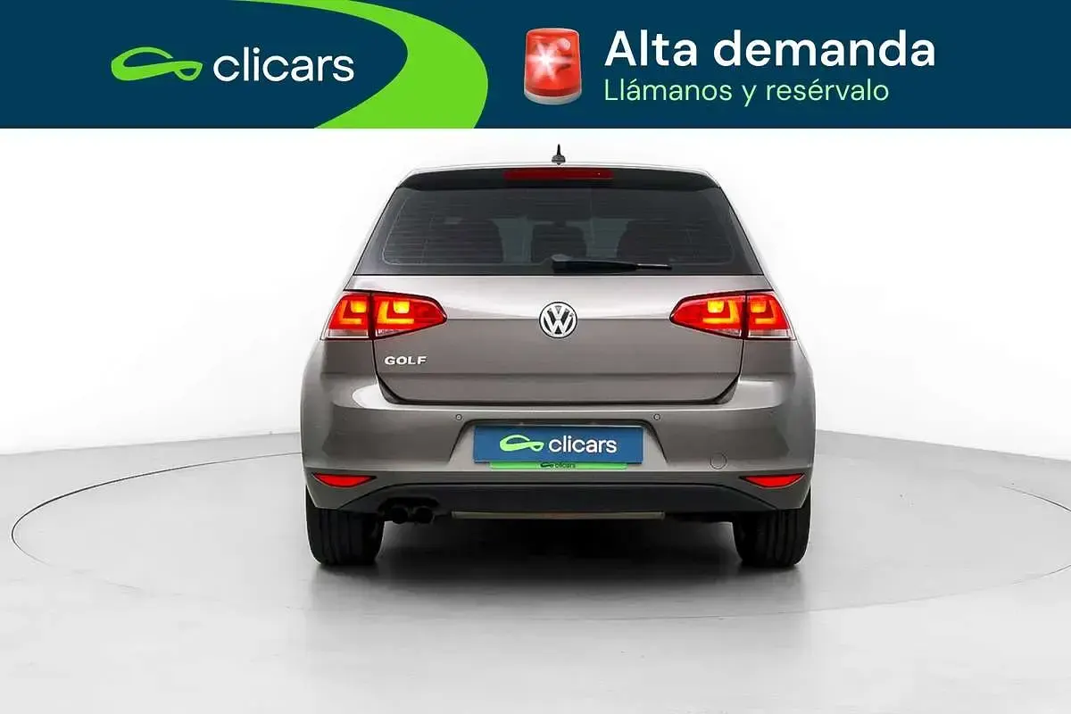 Usado VW Golf VII Advance 122 CV (89 kW) 2014 Gris Utilitario