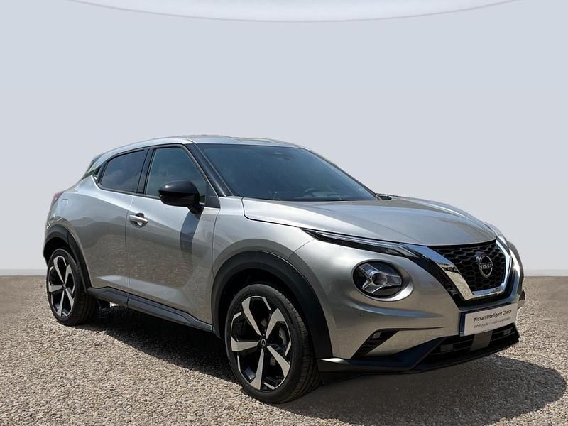 Usado Nissan Juke Tekna 114 CV (83 kW) 2024 Gris plata SUV