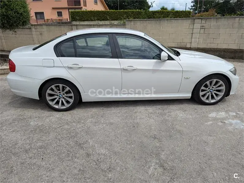 Usado BMW 320 177 CV (130 kW) 2010 Blanco Berlina