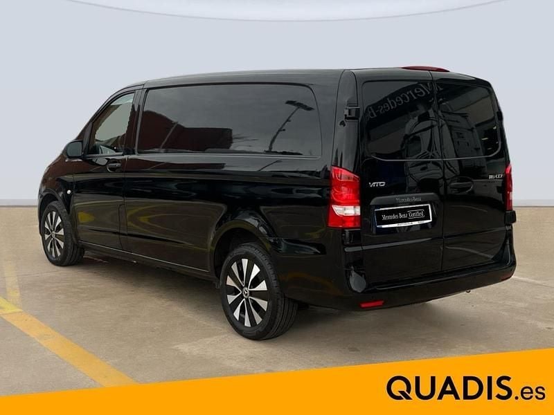 Usado Mercedes Vito 163 CV (119 kW) 2022 Negro Van