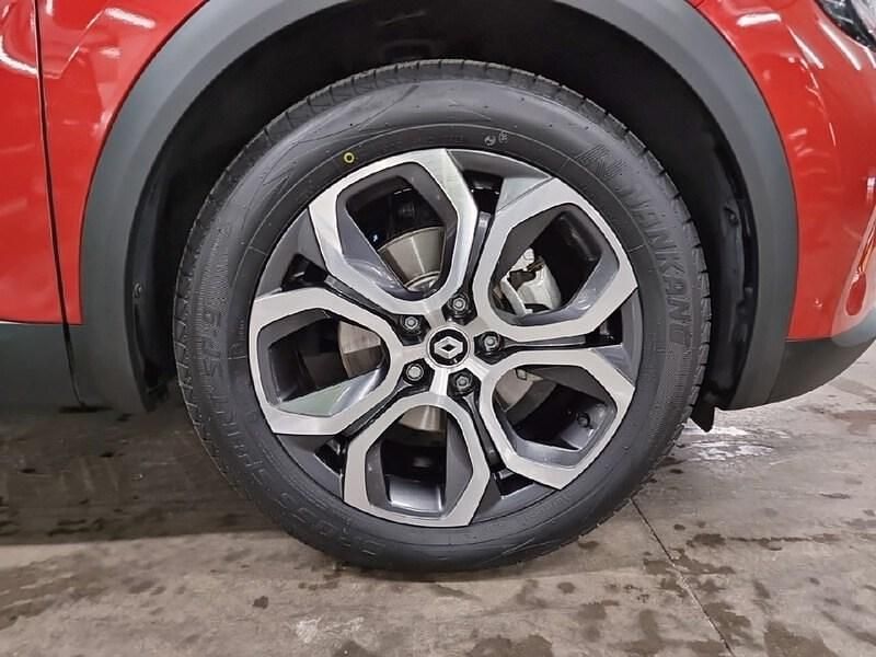 Usado Renault Captur Techno 160 CV (117 kW) 2022 Rojo SUV