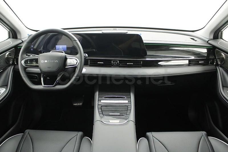 Usado Omoda 5 147 CV (108 kW) 2025 Gris / plata SUV