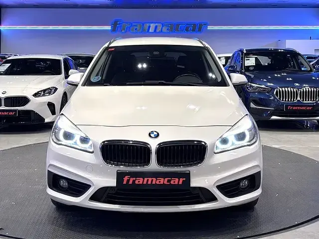 Usado BMW 218 Gran Tourer 150 CV (110 kW) 2016 Blanco Monovolumen