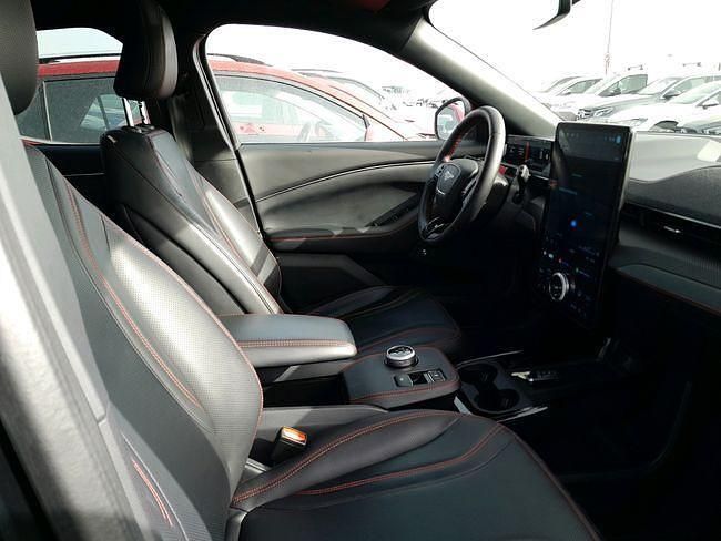Usado Ford Mustang Mach-E 258 kW (351 CV) 2021 Negro SUV
