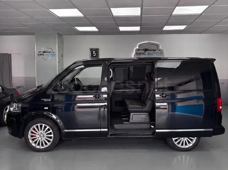 Usado VW Multivan Highline 180 CV (132 kW) 2013 Negro Monovolumen