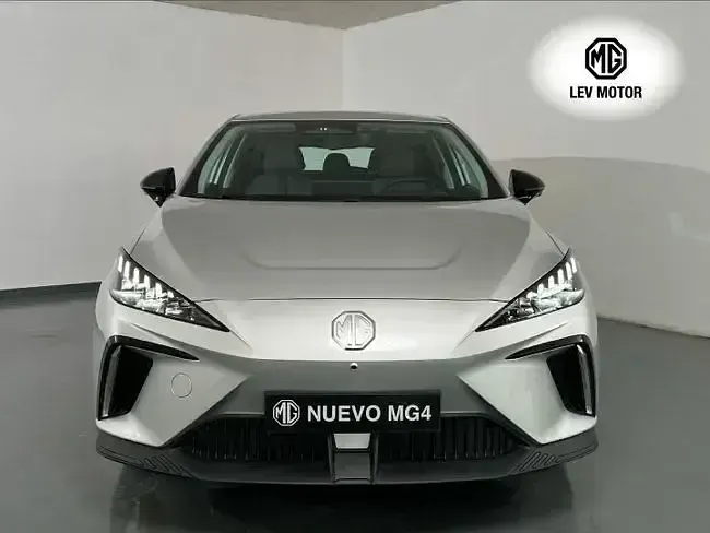 Nuevo MG MG4 EV Luxury 150 kW (204 CV) 2026 Gris Utilitario