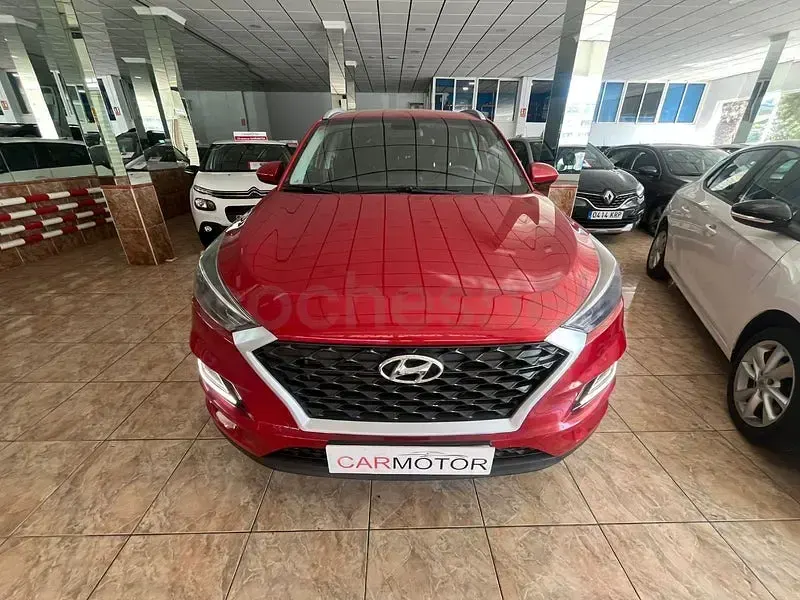 Usado Hyundai Tucson 132 CV (97 kW) 2019 Granate SUV