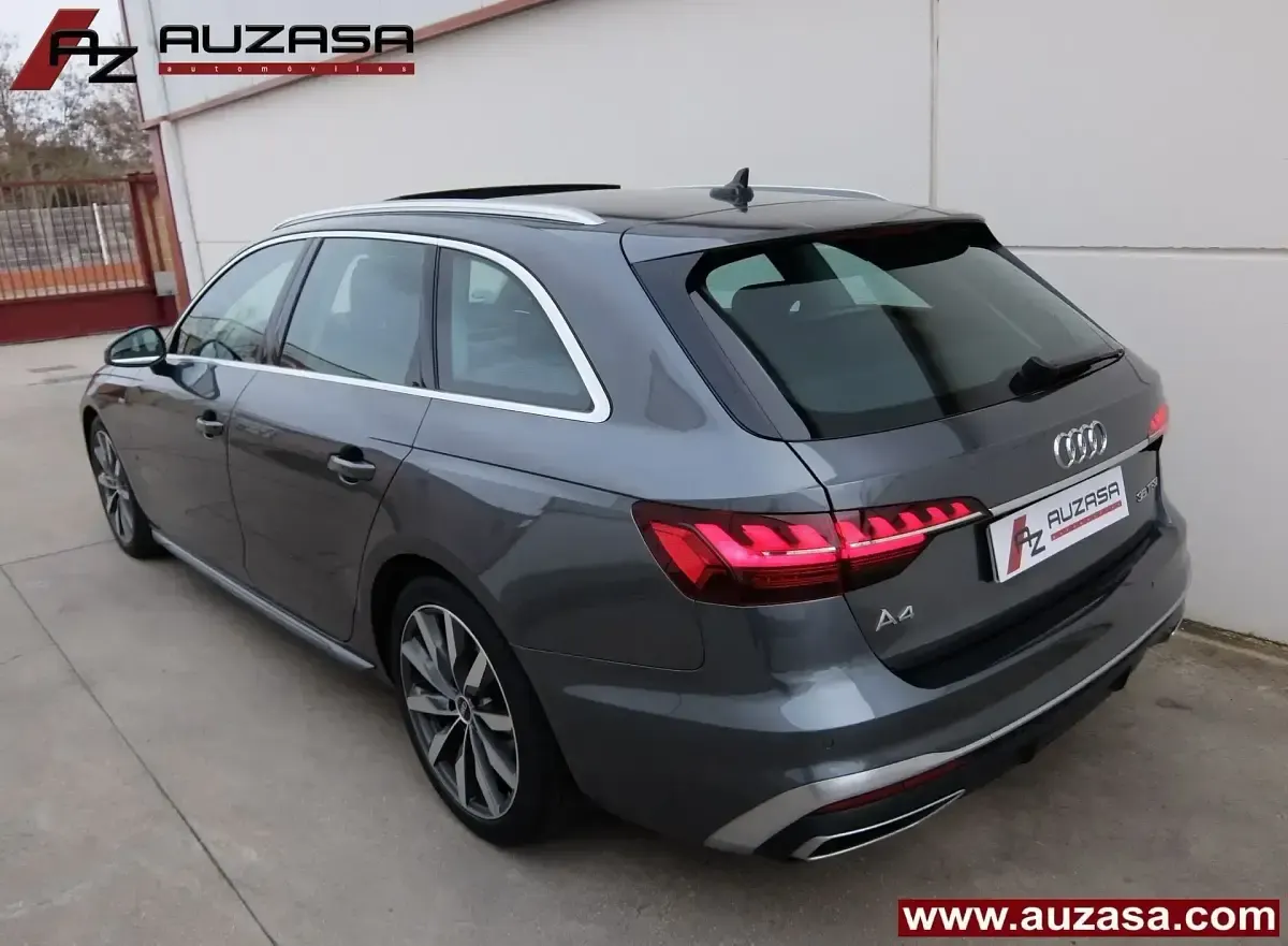 Usado Audi A4 S-Line 150 CV (110 kW) 2022 Gris / plata Familiar