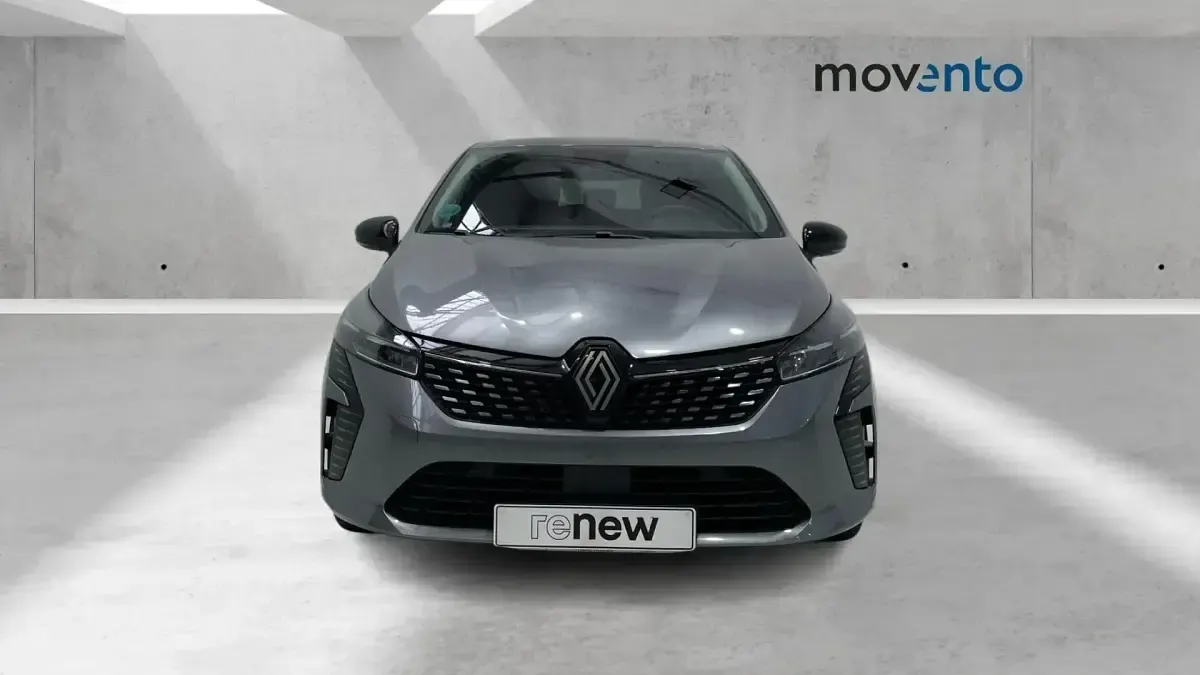 Usado Renault Clio V Evolution 100 CV (73 kW) 2025 Gris Berlina