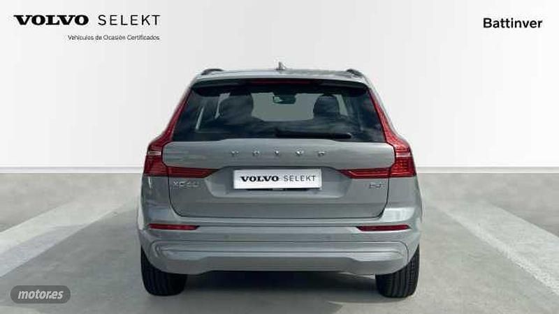 Usado Volvo XC60 Core 2024 Gris SUV