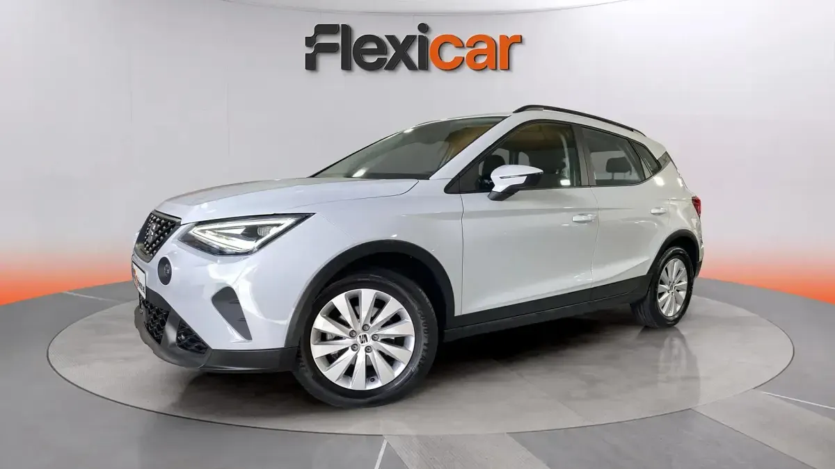 Usado Seat Arona Style 116 CV (85 kW) 2024 Blanco SUV