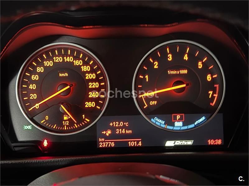 Usado BMW 225 Active Tourer iPerformance 224 CV (164 kW) 2018 Azul Monovolumen