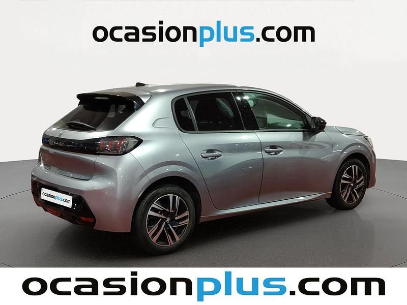 Usado Peugeot 208 Allure 102 CV (75 kW) 2023 Gris Utilitario