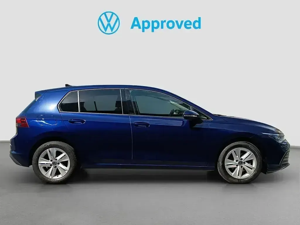 Usado VW Golf VIII Life 110 CV (80 kW) 2021 Azul