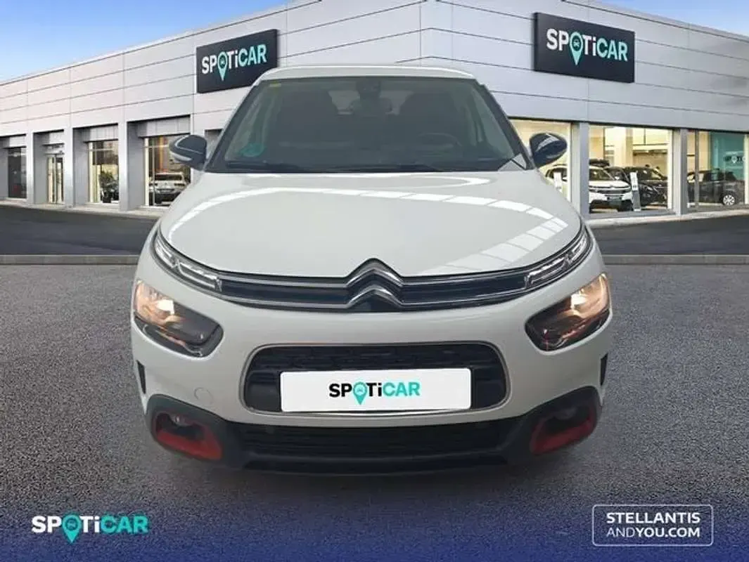 Usado Citroën C4 Cactus Shine 120 CV (88 kW) 2020 Blanco Utilitario