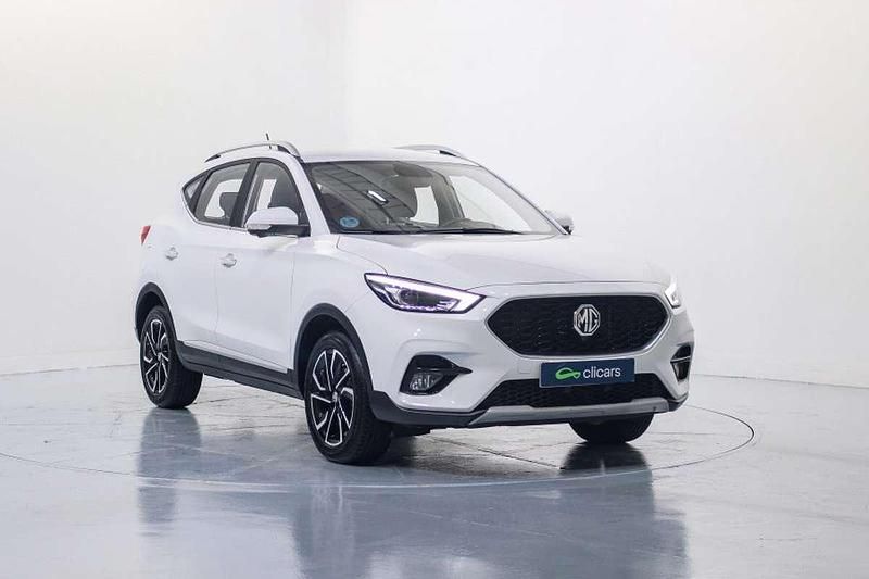 Usado MG ZS Luxury 106 CV (77 kW) 2024 Blanco SUV