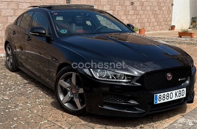 Negro Usado 2018 Jaguar XE R-Sport Berlina | 13.800 € (Precio justo) - Imagen 1/4