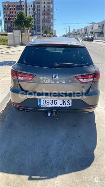 Usado Seat Leon ST FR 150 CV (110 kW) 2016 Marrón Familiar