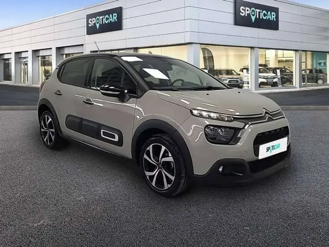 Usado Citroën C3 Shine 99 CV (72 kW) 2022 Beige Utilitario