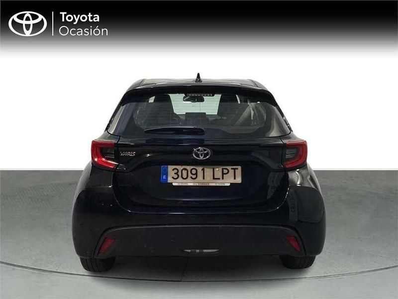 Occasion Toyota Yaris Edition 125 PK (91 kW) 2021 Grijs Hatchback