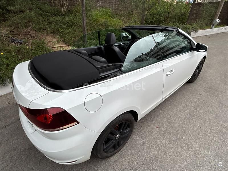 Usado VW Golf Cabriolet 105 CV (77 kW) 2012 Blanco Descapotable