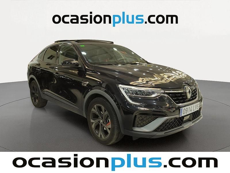 Usado Renault Arkana RS Line 145 CV (106 kW) 2021 Negro SUV