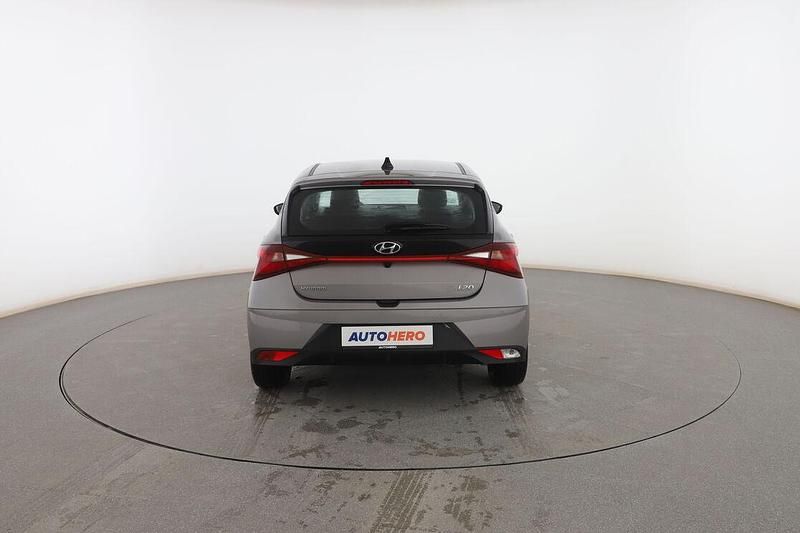 Brugt Hyundai i20 101 HK (74 kW) 2022 Grå Sedan