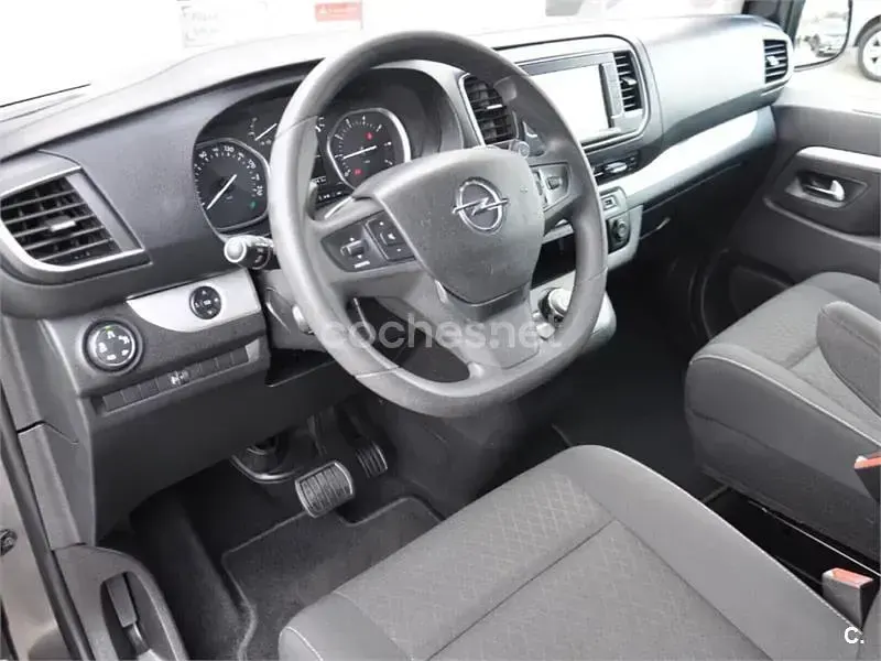 Usado Opel Zafira Life Business 150 CV (110 kW) 2021 Gris / plata Monovolumen