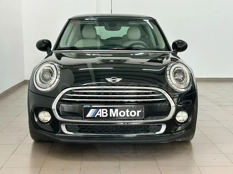 Usado Mini Cooper D 116 CV (85 kW) 2017 Negro Utilitario