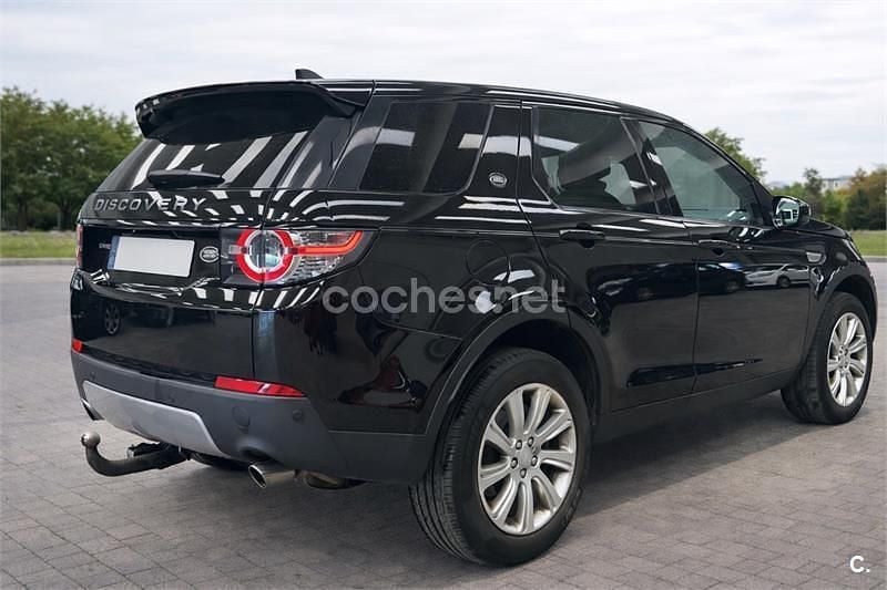 Usado Land Rover Discovery Sport HSE 150 CV (110 kW) 2015 Negro SUV