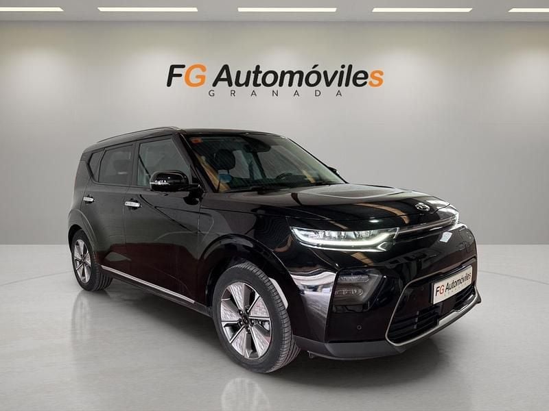 Usado Kia Soul EV 150 kW (204 CV) 2021 Negro SUV