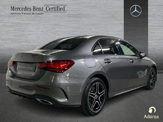 Usado Mercedes A250 218 CV (160 kW) 2024 Gris montaña Berlina