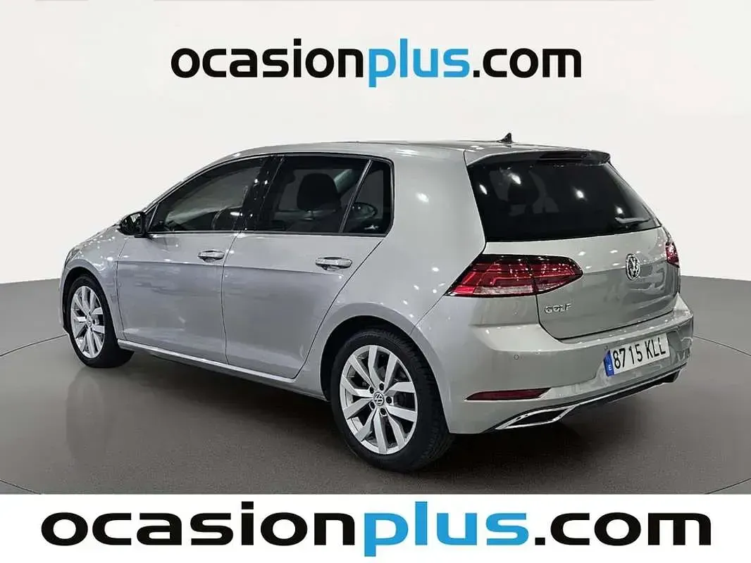Usado VW Golf VII Sport 150 CV (110 kW) 2018 Gris Utilitario