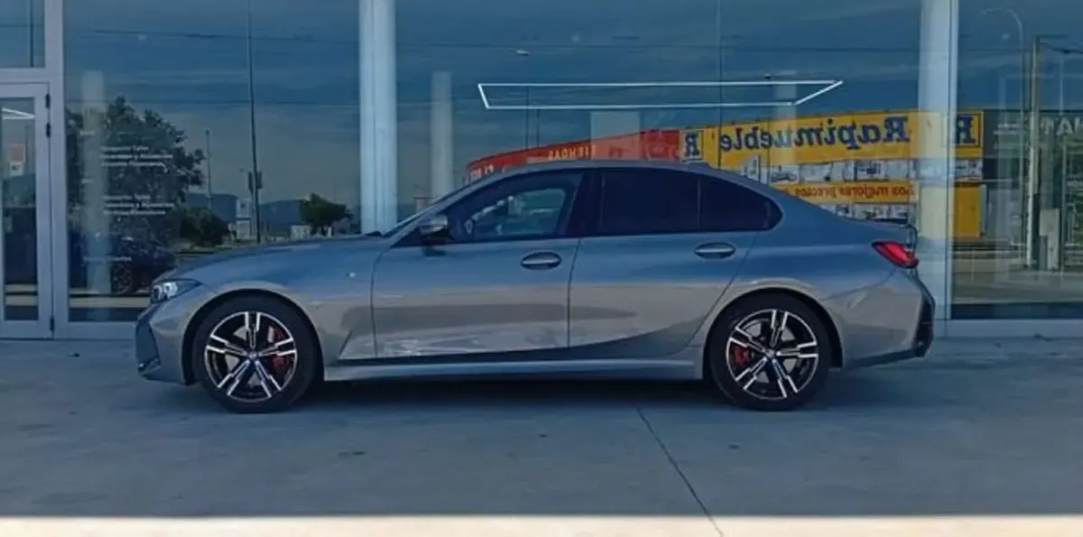 Usado BMW 320e M Sport 190 CV (139 kW) 2025 Gris Berlina