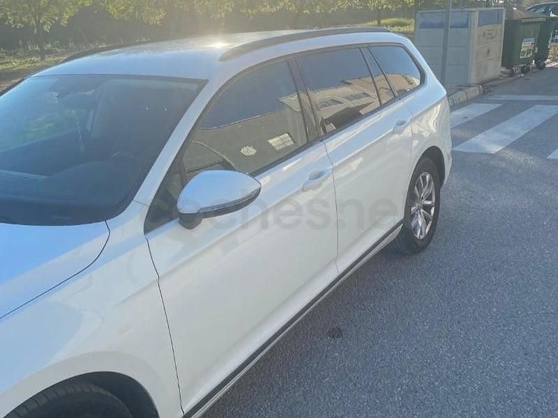 Usado VW Passat Advance 150 CV (110 kW) 2018 Blanco Familiar