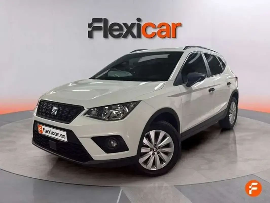 Usado Seat Arona Reference 95 CV (69 kW) 2018 Blanco SUV
