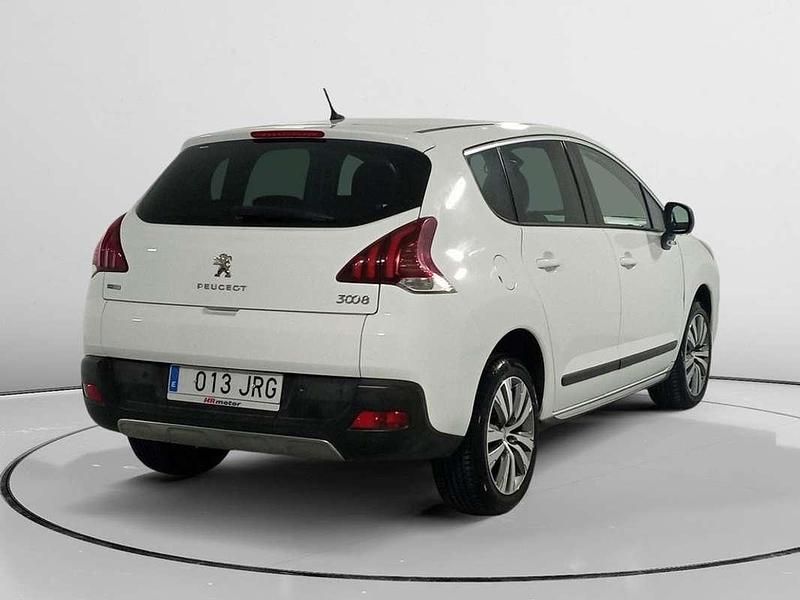 Usado Peugeot 3008 Style 132 CV (97 kW) 2016 Blanco SUV
