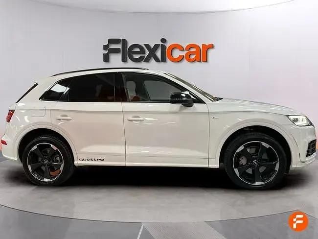 Begagnad Audi Q5 Design 163 HK (119 kW) 2020 Vit SUV