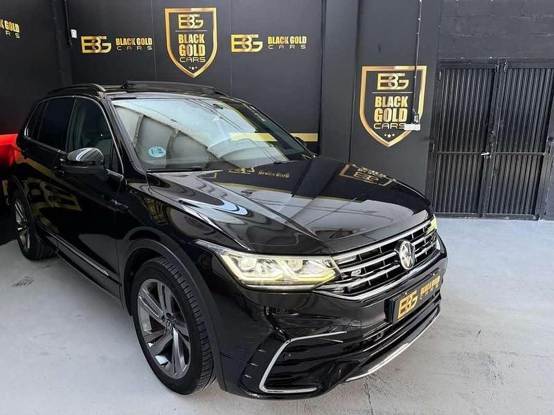 Usado VW Tiguan R-line 150 CV (110 kW) 2021 Negro SUV