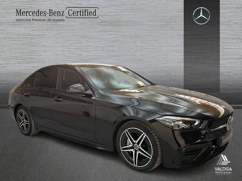 Usado Mercedes C200 AMG line 184 CV (135 kW) 2025 Negro obsidiana Berlina